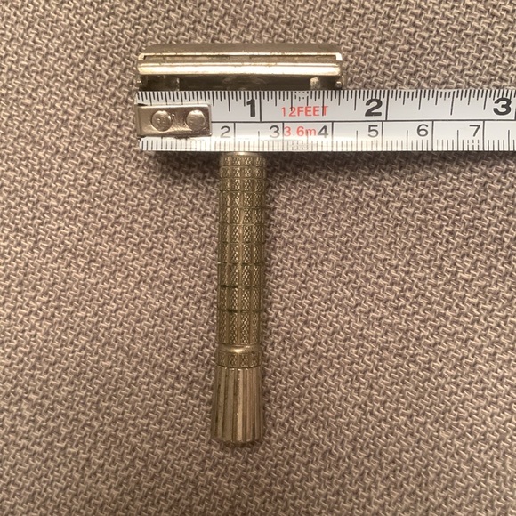 Vintage Metal Safety Razor MADE USA - Picture 6 of 7